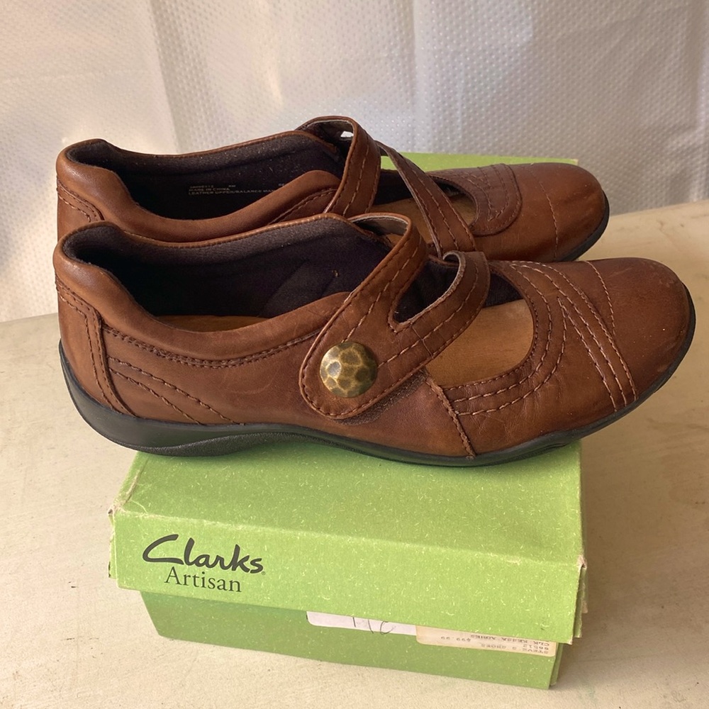 Clarks Artisian